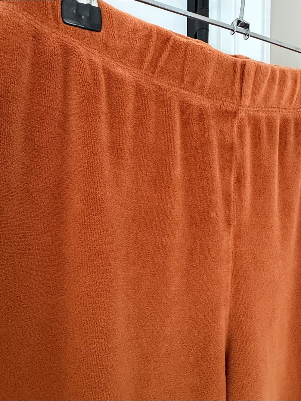 Suzie Kondi Velour Pants - Picture 2 of 7